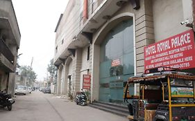 Royal Palace Jalandhar 2*