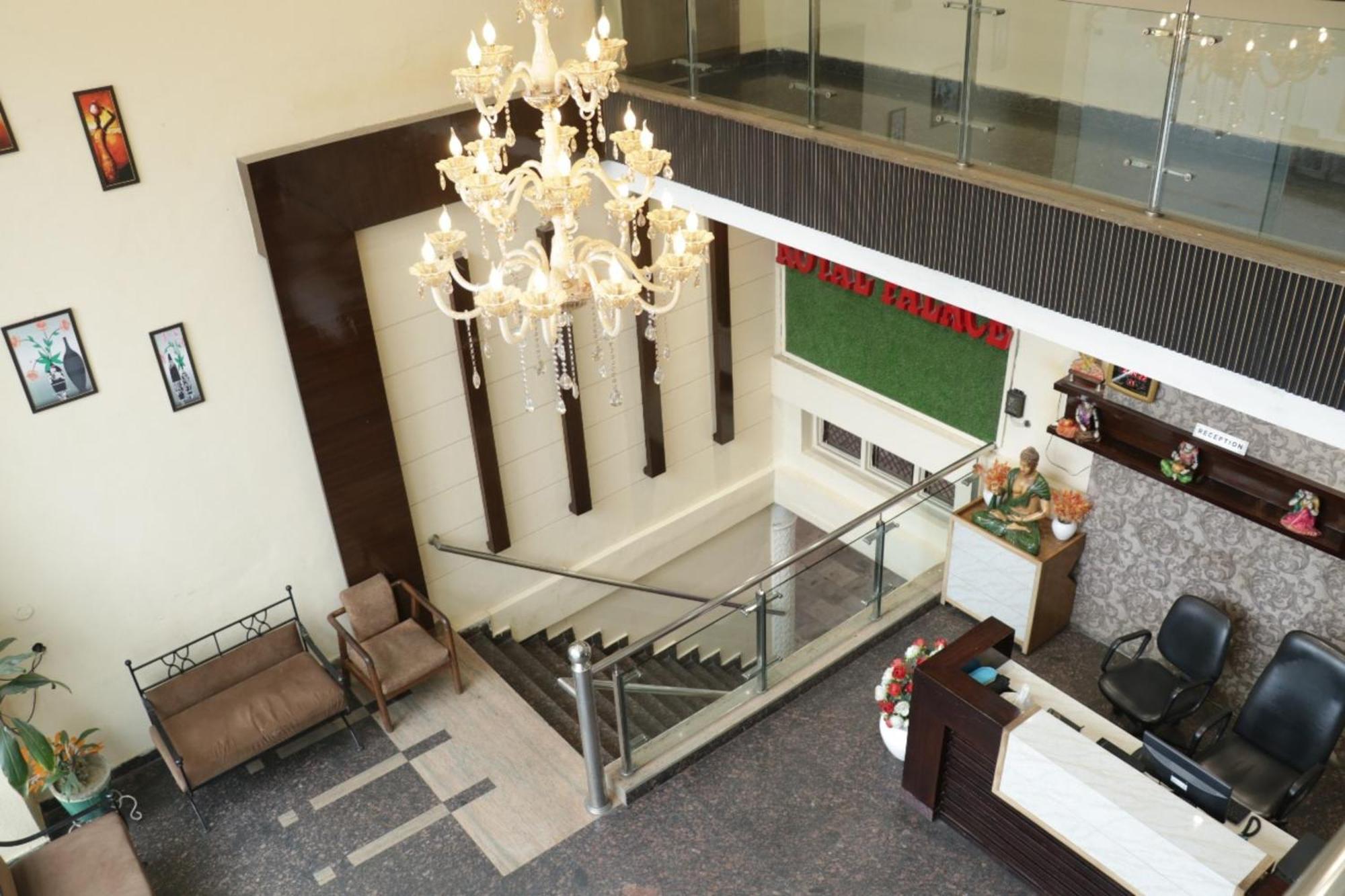 Hotel Royal Palace Jalandhar Exterior photo