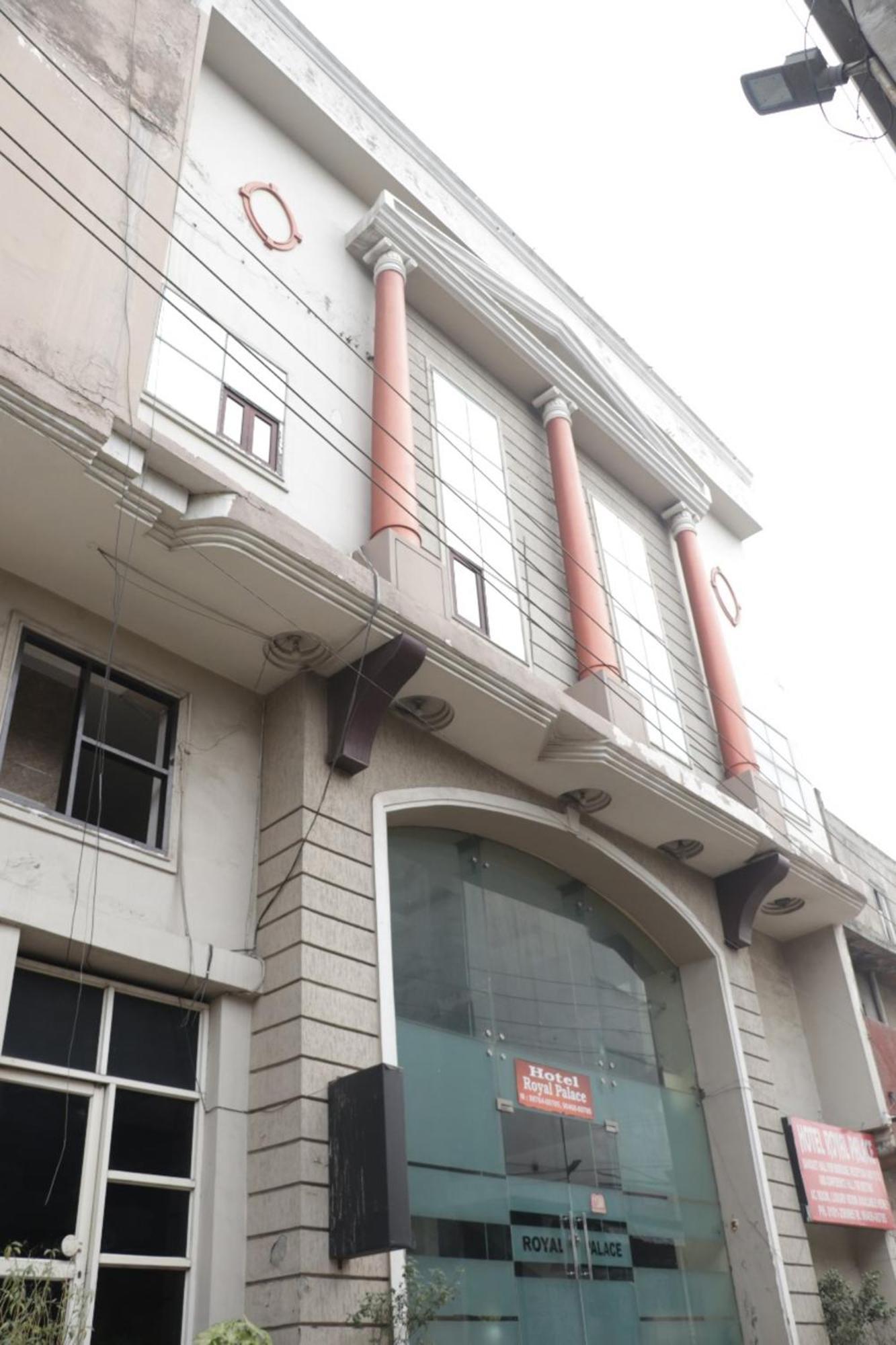 Hotel Royal Palace Jalandhar Exterior photo