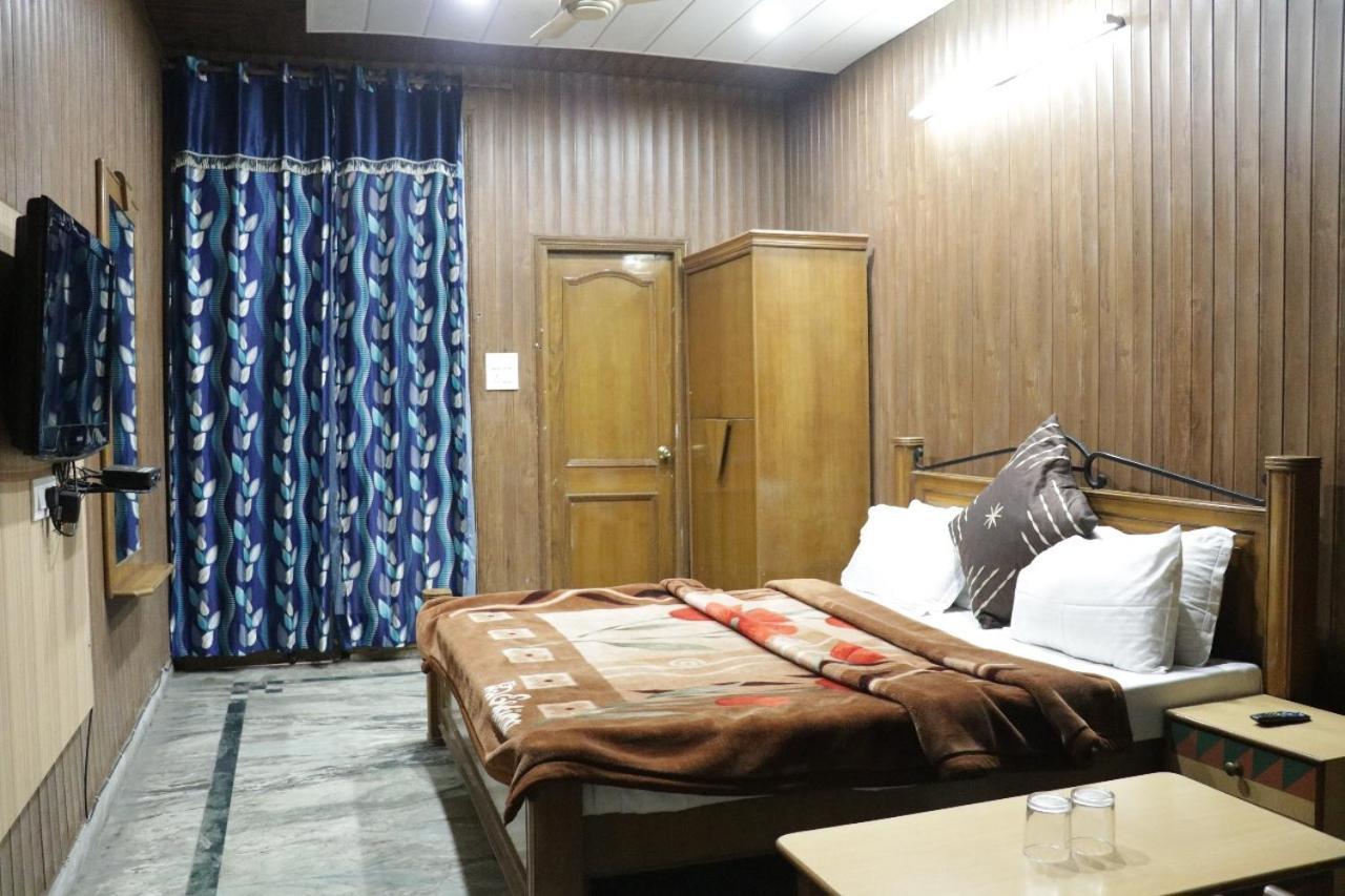 Hotel Royal Palace Jalandhar Exterior photo